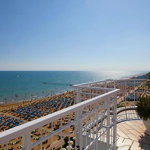 Termini Beach Hotel&Suites